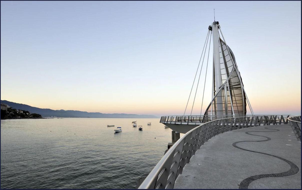Hotel Delfin Vista Pier Beach Front Puerto Vallarta Esterno foto