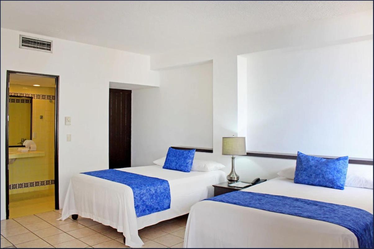 Hotel Delfin Vista Pier Beach Front Puerto Vallarta Esterno foto