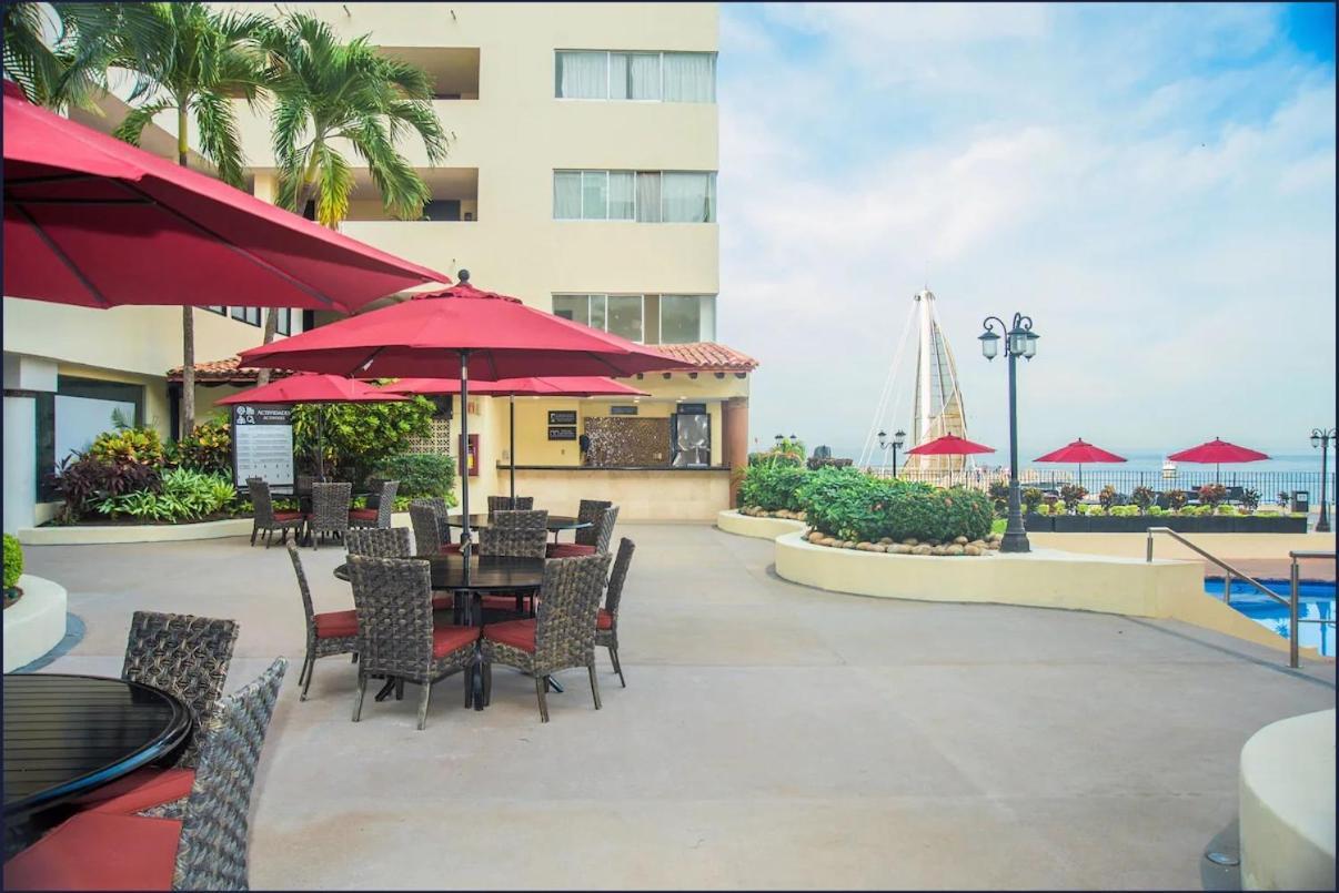 Hotel Delfin Vista Pier Beach Front Puerto Vallarta Esterno foto