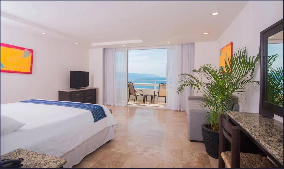 Hotel Delfin Vista Pier Beach Front Puerto Vallarta Esterno foto
